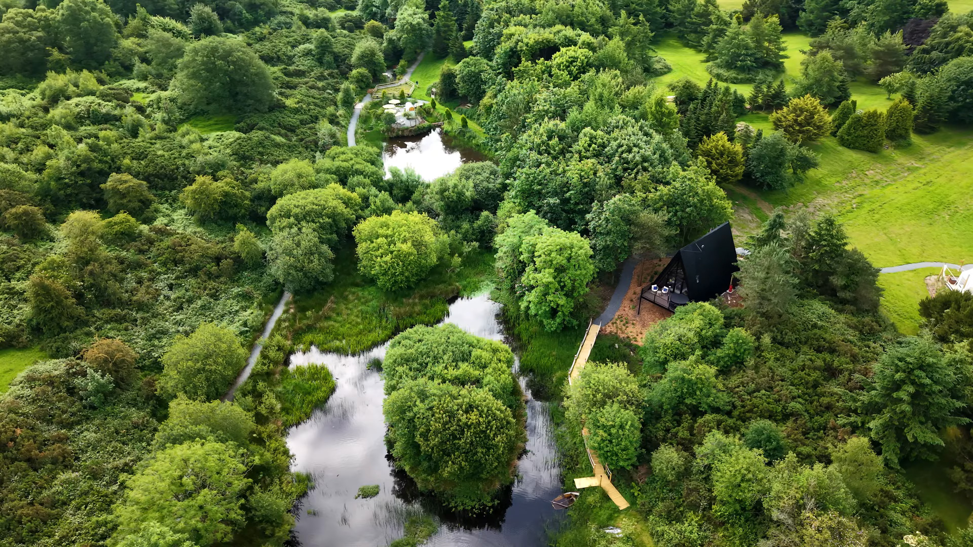 Aerial of Rockwater lodge surrounded by 18acres